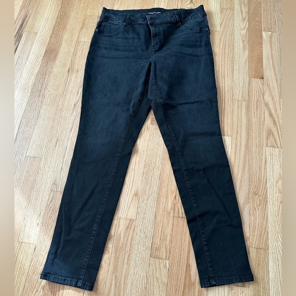 Maurices black skinny jean